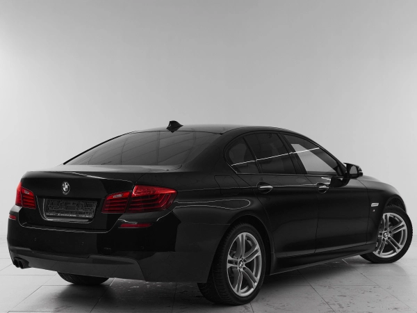 BMW 5 серии, VI (F10/F11/F07) Рестайлинг фото №6