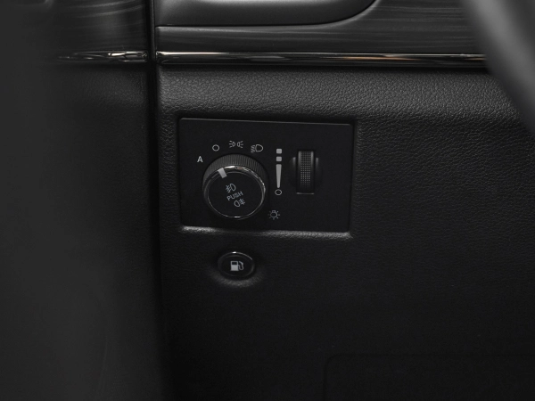 Jeep Grand Cherokee, IV (WK2) Рестайлинг фото №16