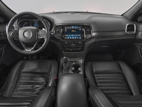 Jeep Grand Cherokee, IV (WK2) Рестайлинг фото №9