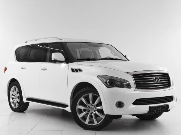 Infiniti QX56, II фото №3