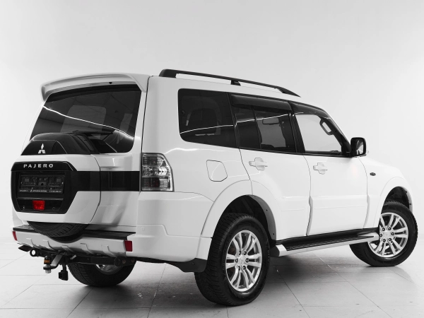 Mitsubishi Pajero, IV Рестайлинг 2 фото №6