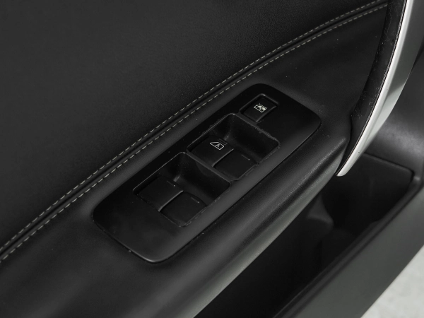 Nissan Qashqai, I Рестайлинг фото №15