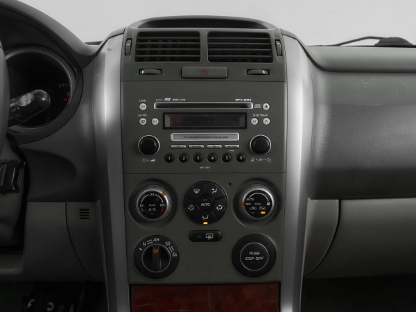 Suzuki Grand Vitara, II Рестайлинг фото №17