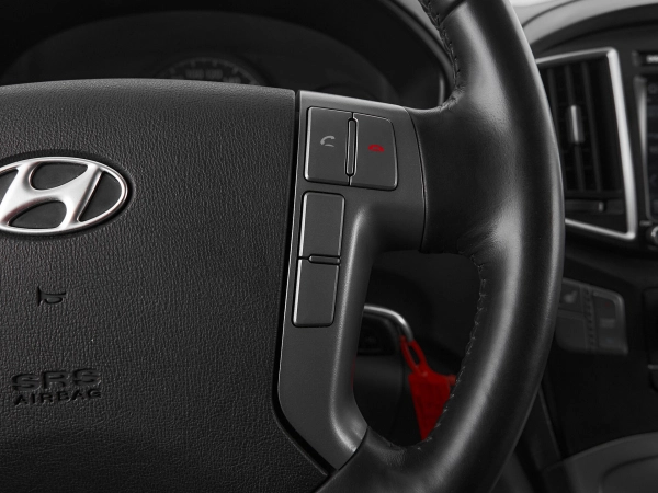 Hyundai H-1, II Рестайлинг фото №12