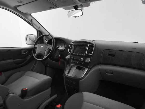 Hyundai H-1, II Рестайлинг фото №9