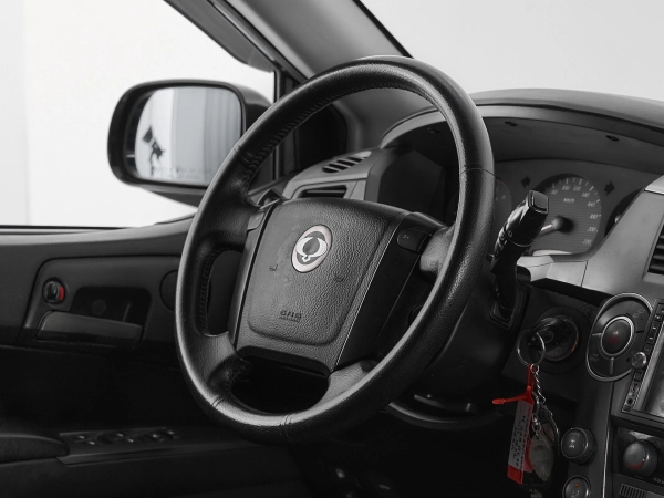 SsangYong Kyron, I Рестайлинг фото №10