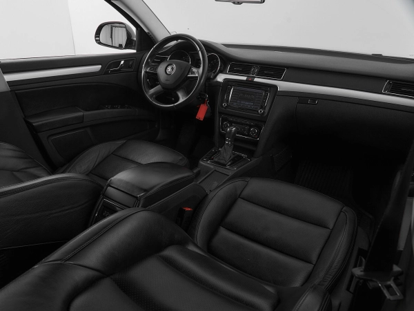 Skoda Superb, II Рестайлинг фото №9