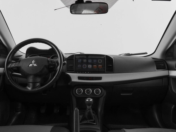 Mitsubishi Lancer, X фото №8