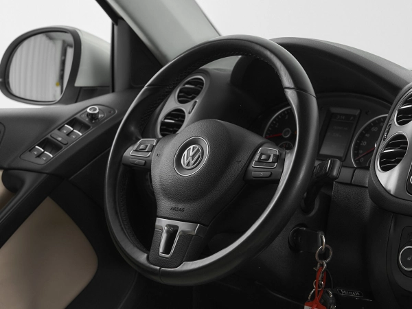 Volkswagen Tiguan, I фото №10