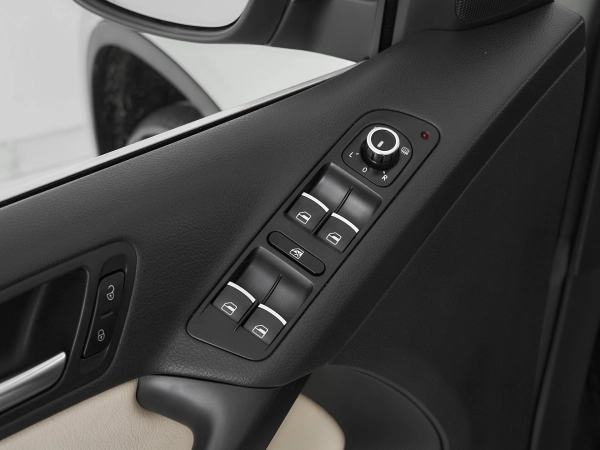 Volkswagen Tiguan, I фото №13