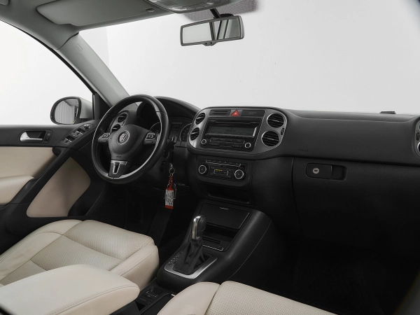 Volkswagen Tiguan, I фото №9