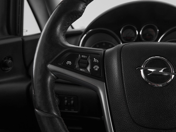 Opel Astra, J Рестайлинг фото №11