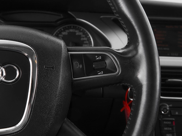 Audi A4, IV (B8) фото №12