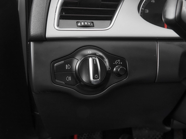 Audi A4, IV (B8) фото №14