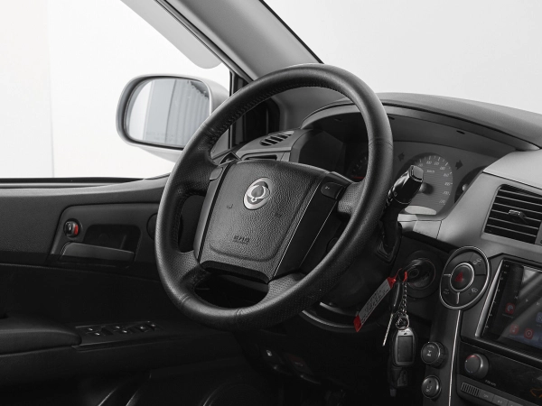 SsangYong Kyron, I Рестайлинг фото №10