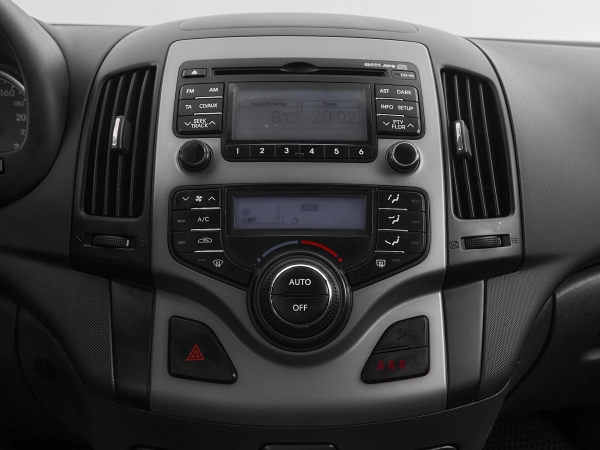 Hyundai i30, I фото №15