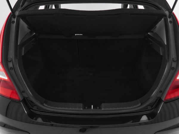 Hyundai i30, I фото №18