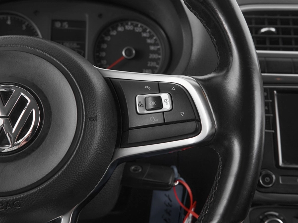 Volkswagen Polo, V Рестайлинг фото №12