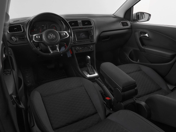 Volkswagen Polo, V Рестайлинг фото №7