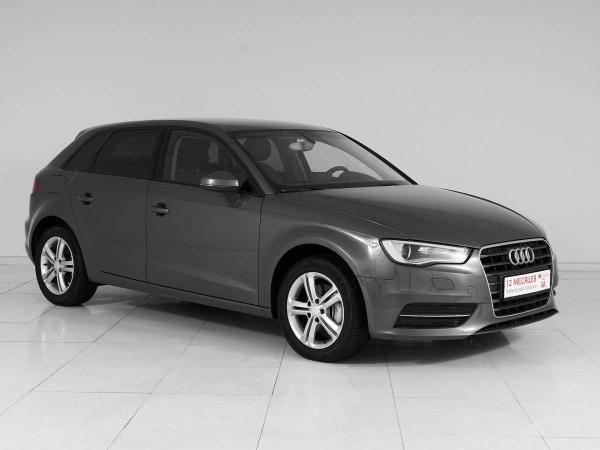 Audi A3, III (8V) фото №3