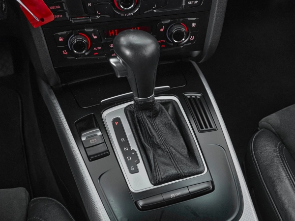 Audi A4, IV (B8) фото №16
