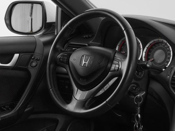 Honda Accord, VIII Рестайлинг фото №10
