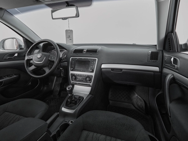 Skoda Octavia, II (A5) Рестайлинг фото №9