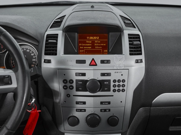 Opel Zafira, B Рестайлинг фото №13