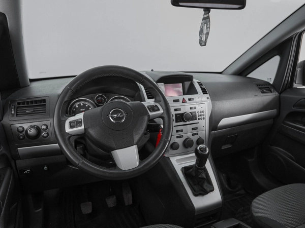 Opel Zafira, B Рестайлинг фото №7