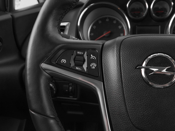 Opel Astra, J Рестайлинг фото №11