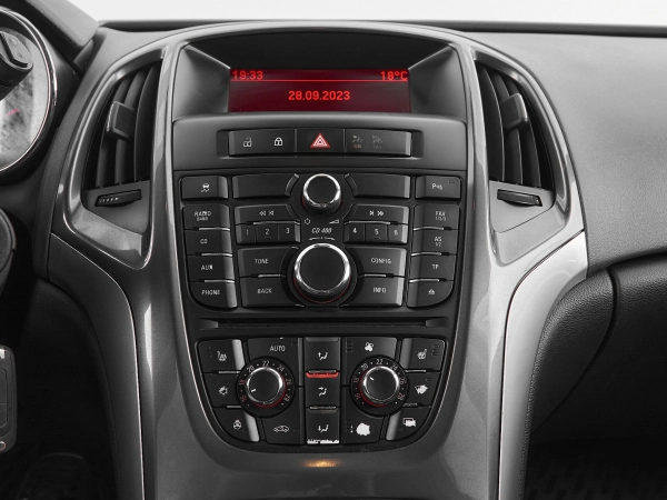 Opel Astra, J Рестайлинг фото №16