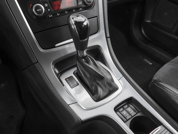 Ford Mondeo, IV Рестайлинг фото №17