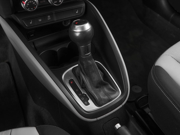 Audi A1, I (8X) фото №15
