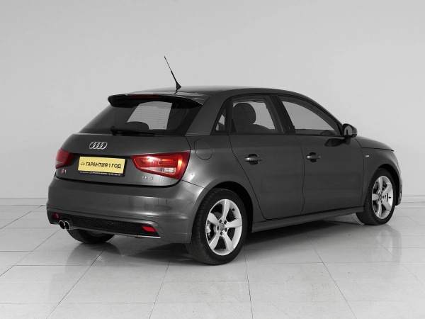 Audi A1, I (8X) фото №6