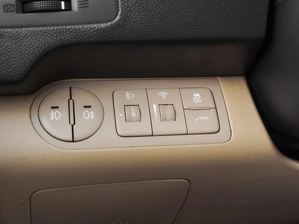 Hyundai H-1, II Рестайлинг фото №12