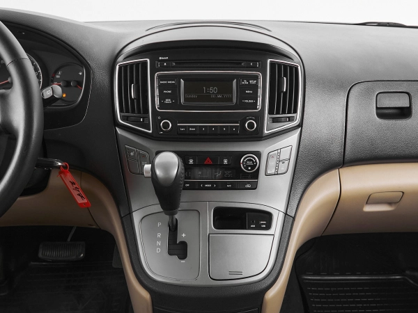 Hyundai H-1, II Рестайлинг фото №13