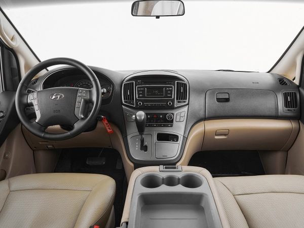 Hyundai H-1, II Рестайлинг фото №8