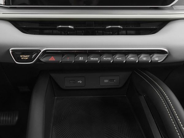Geely Coolray, I фото №18
