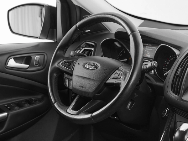 Ford Kuga, II Рестайлинг фото №10
