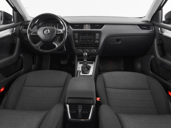 Skoda Octavia, III (A7) фото №8