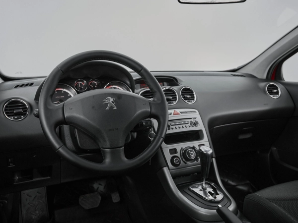Peugeot 308, I Рестайлинг фото №7