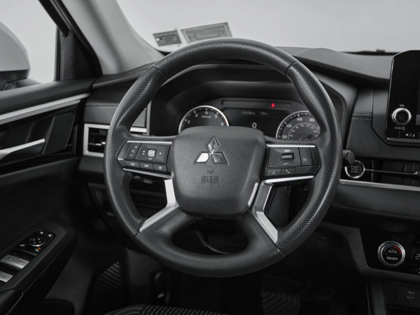 Mitsubishi Outlander, IV фото №10