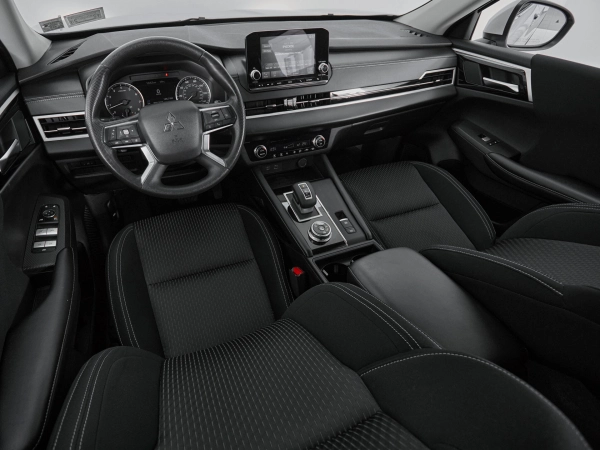 Mitsubishi Outlander, IV фото №7