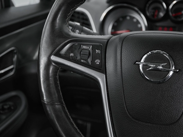 Opel Mokka, I фото №11