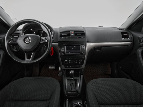 Skoda Yeti, I Рестайлинг фото №8