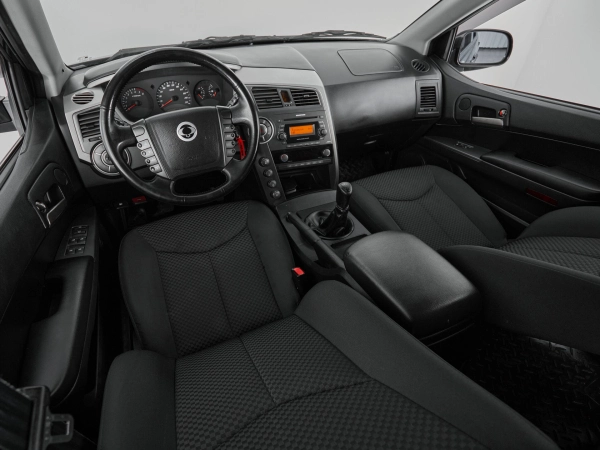 SsangYong Kyron, I Рестайлинг фото №10