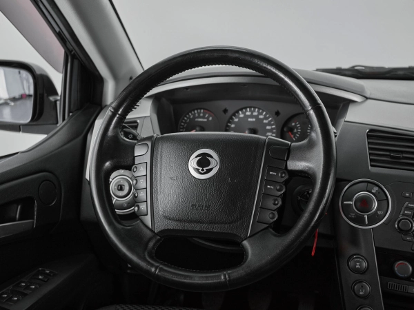 SsangYong Kyron, I Рестайлинг фото №11