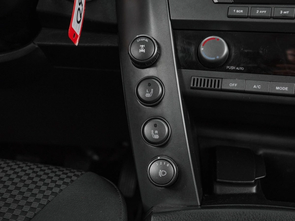 SsangYong Kyron, I Рестайлинг фото №15