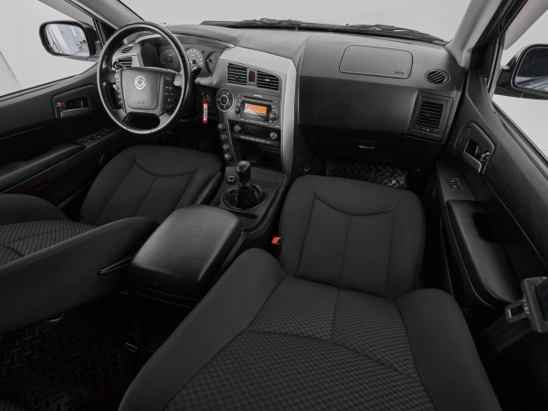 SsangYong Kyron, I Рестайлинг фото №8