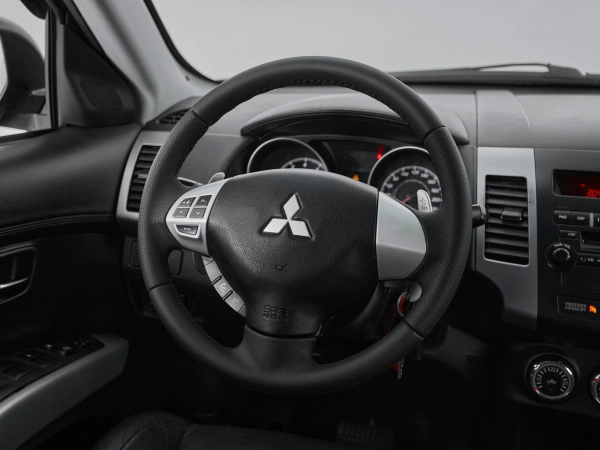 Mitsubishi Outlander, II Рестайлинг фото №10